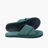 Men's ESSNTLS Cross Leaf